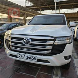 تويوتا لاندكروزر